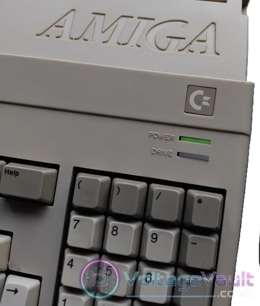 Commodore Amiga A500 Retro Computer Bundle PSU Mouse SCART +17 Floppy Disk Games